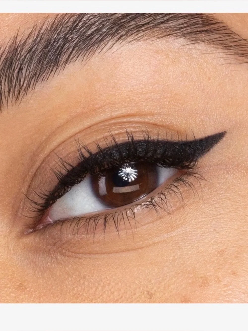 r.e.m. beauty At The Borderline Gel Eyeliner Pencil – Bardot (Black)